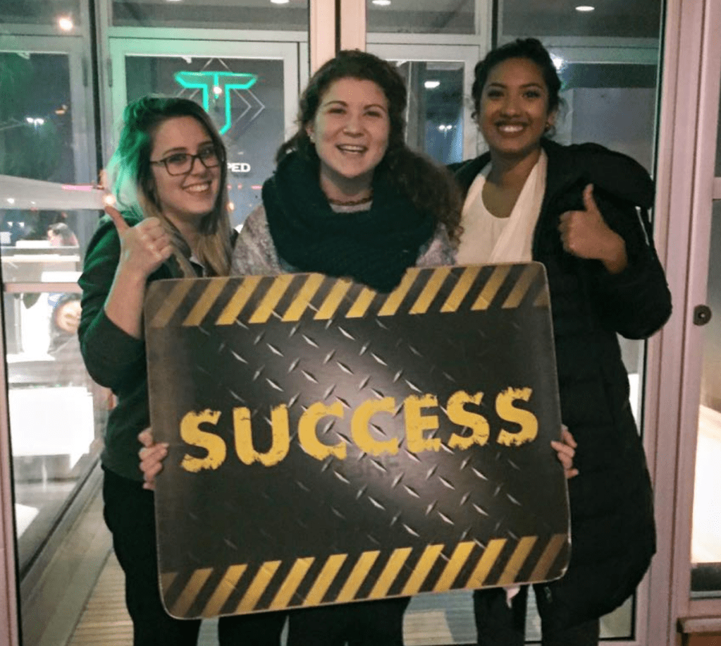 Shanna likes to work in teams with other students.